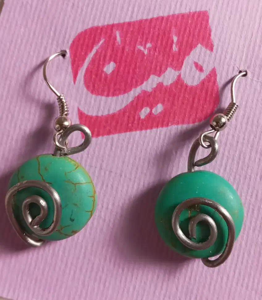 گوشوارههای سنگ فیروزه با رنگ های مختلف و زیبا|بدلیجات|اصفهان, جلالیه|دیوار