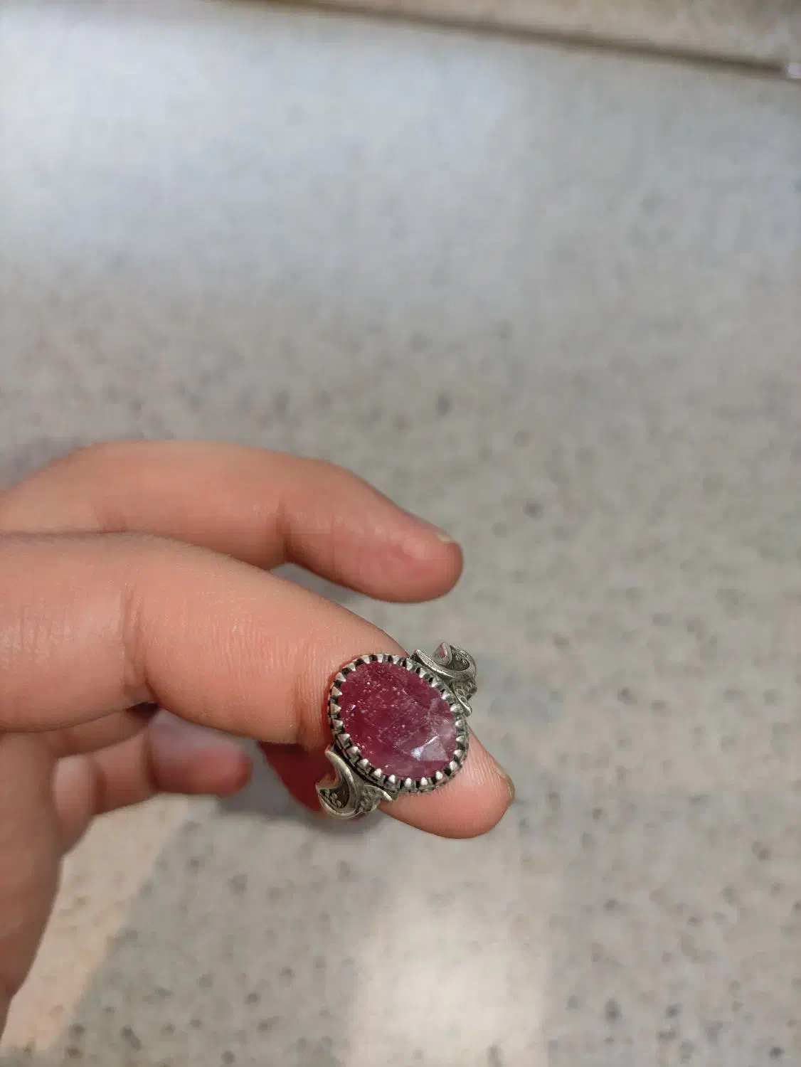 انگشتر یاقوت اصل با نقره عیاربالا،مناسب هدیه|جواهرات|همدان, |دیوار