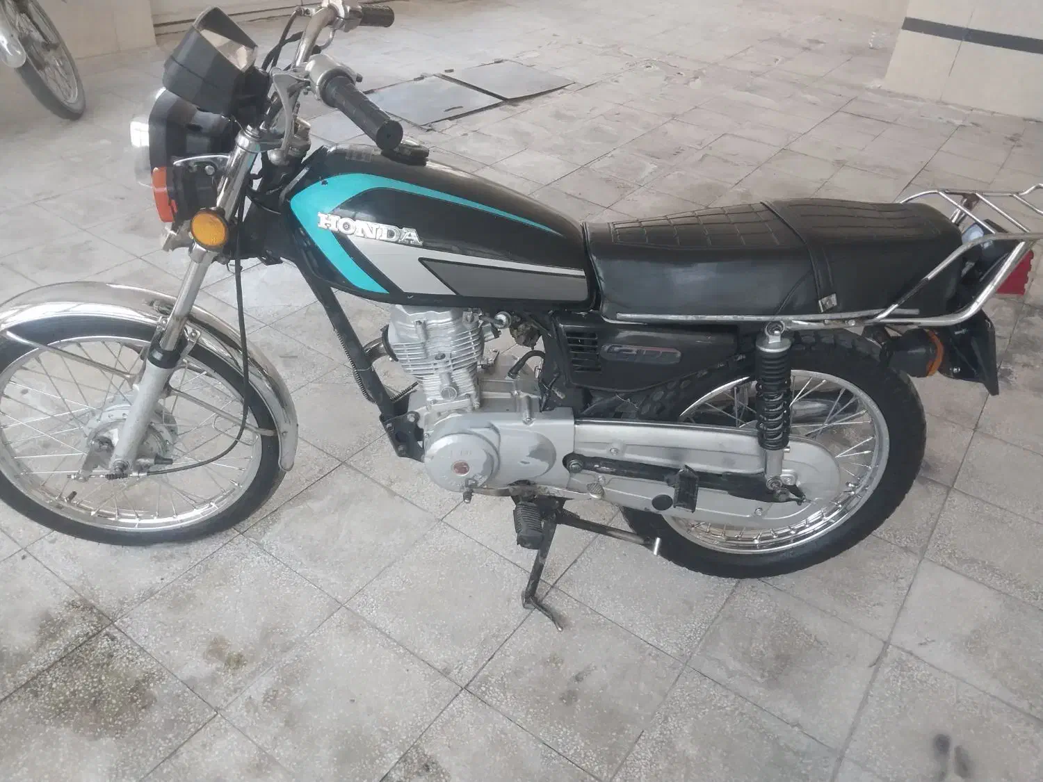 هوندا ۸۷ تمیز در حد نو|موتورسیکلت|سبزوار, سیادتی|دیوار