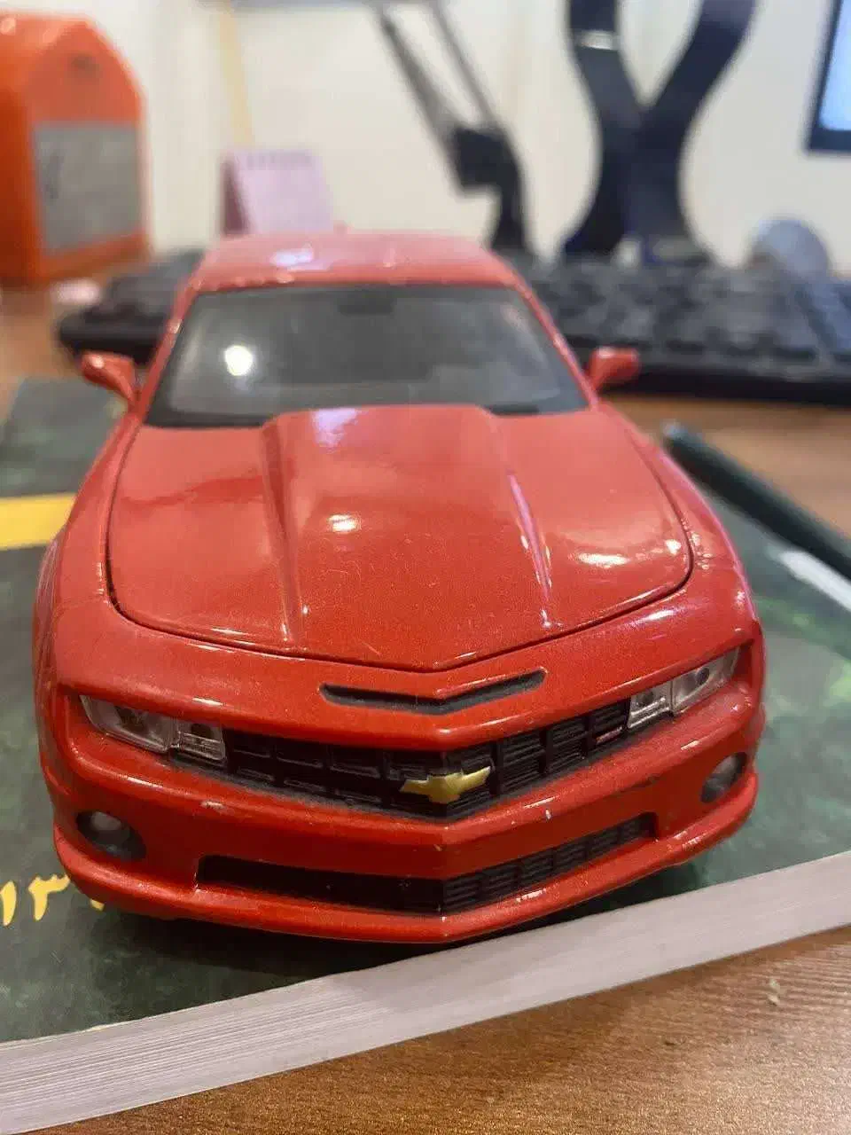 ماکت ماشین شورلت کامارو|کلکسیون و سرگرمی|مشهد, نیروی هوایی|دیوار