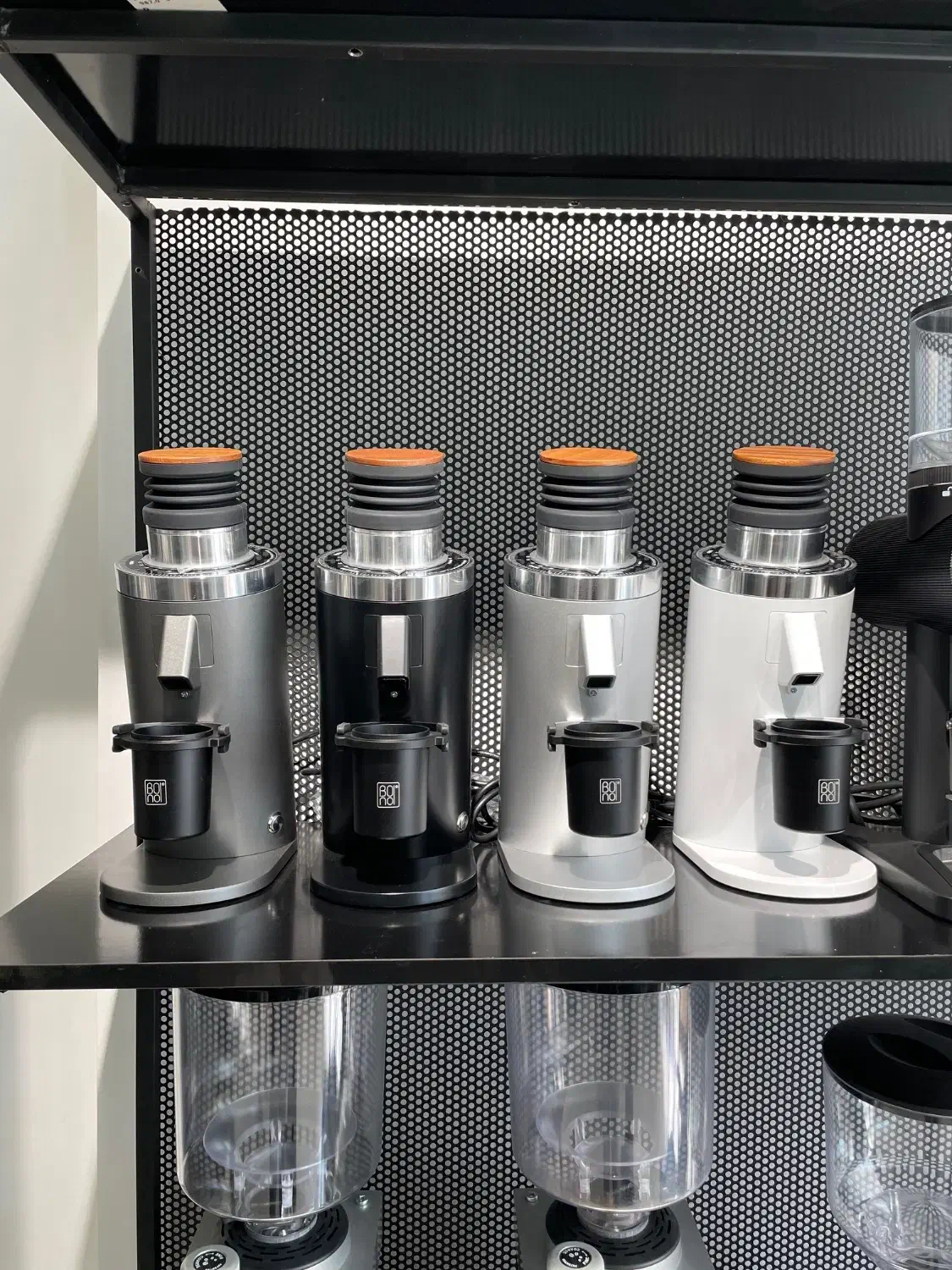 آسیاب قهوه BONO سینگل دوز مدل DF64 با دقت بالا|کافی‌شاپ و رستوران|اصفهان, باغ دریاچه|دیوار