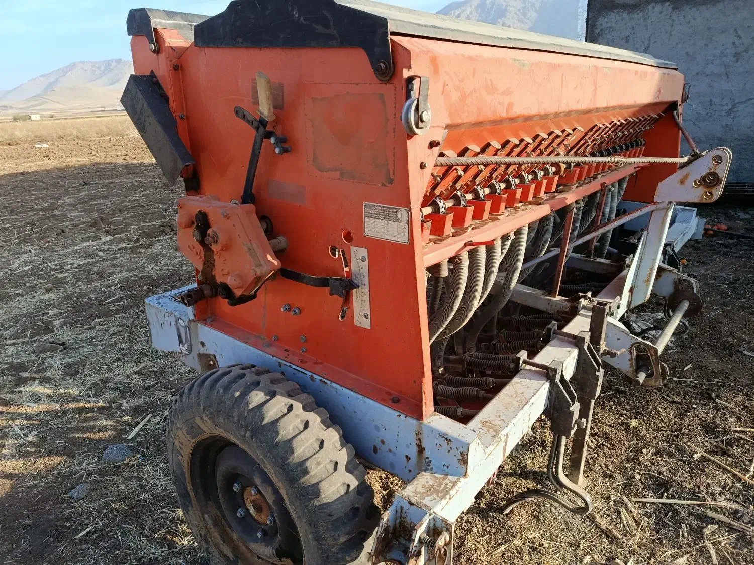 بذرکار گندم ماشین سازی همدان|ماشین‌آلات صنعتی|روانسر, |دیوار