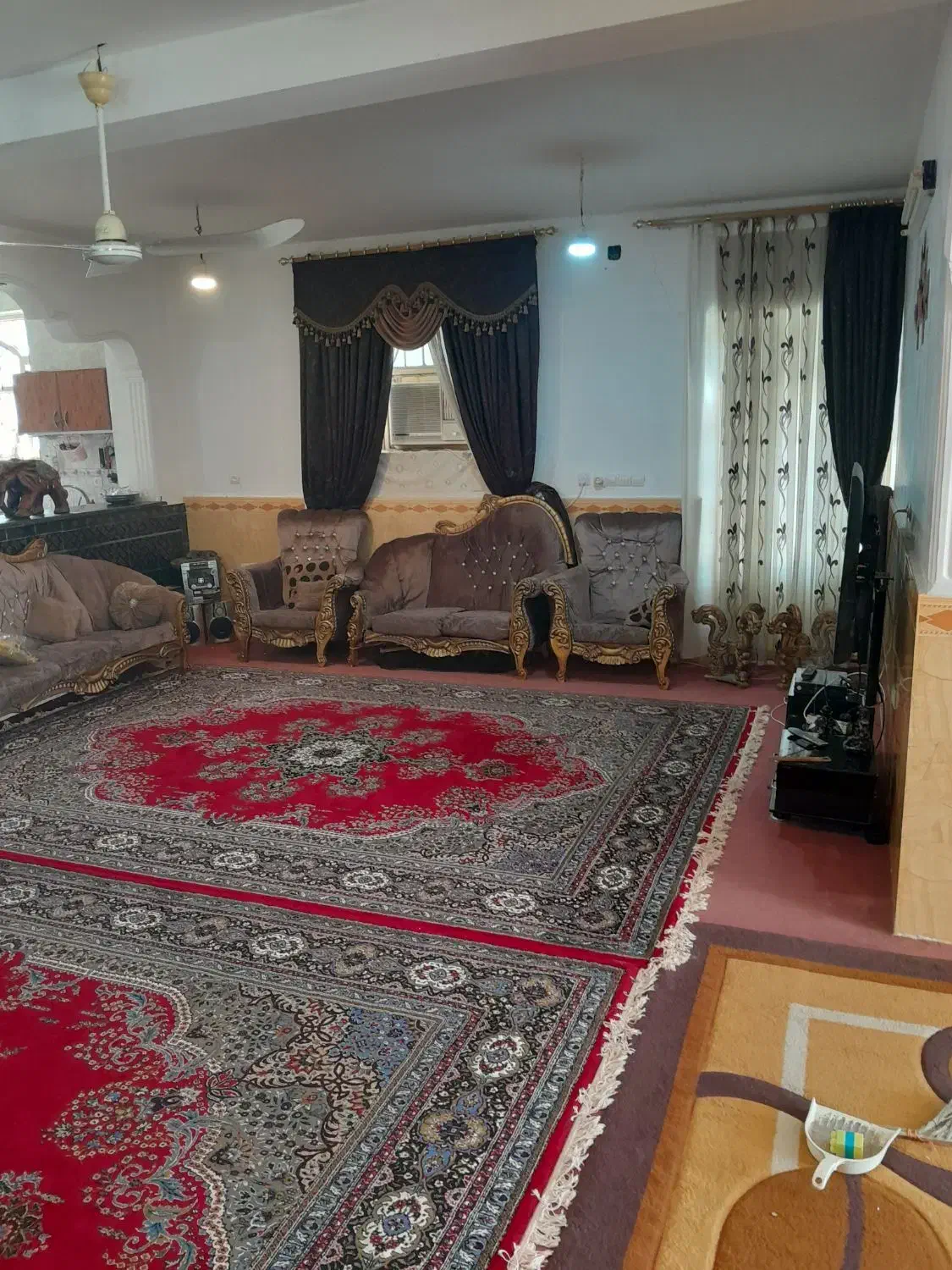 اجاره ویلای بزرگ روزانه ورودی شهر قشم|اجارهٔ کوتاه‌مدت ویلا و باغ|قشم, |دیوار