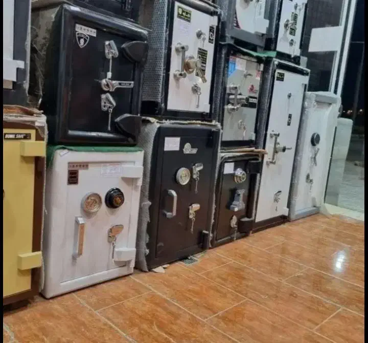 کلاسیک صندوق نسوز گاوصندوق|ماشین‌آلات صنعتی|قرچک, مهدیه|دیوار