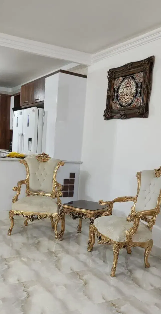 مبل 9نفره ی سلطنتی|مبلمان خانگی و میز عسلی|قم, قلعه کامکار|دیوار