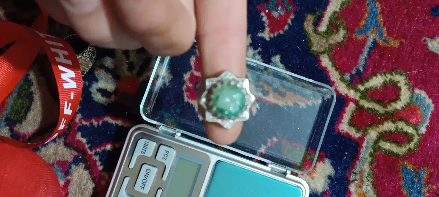 انگشتر جواهر ات موزنایت یخی گرمی 250|جواهرات|میانه, |دیوار