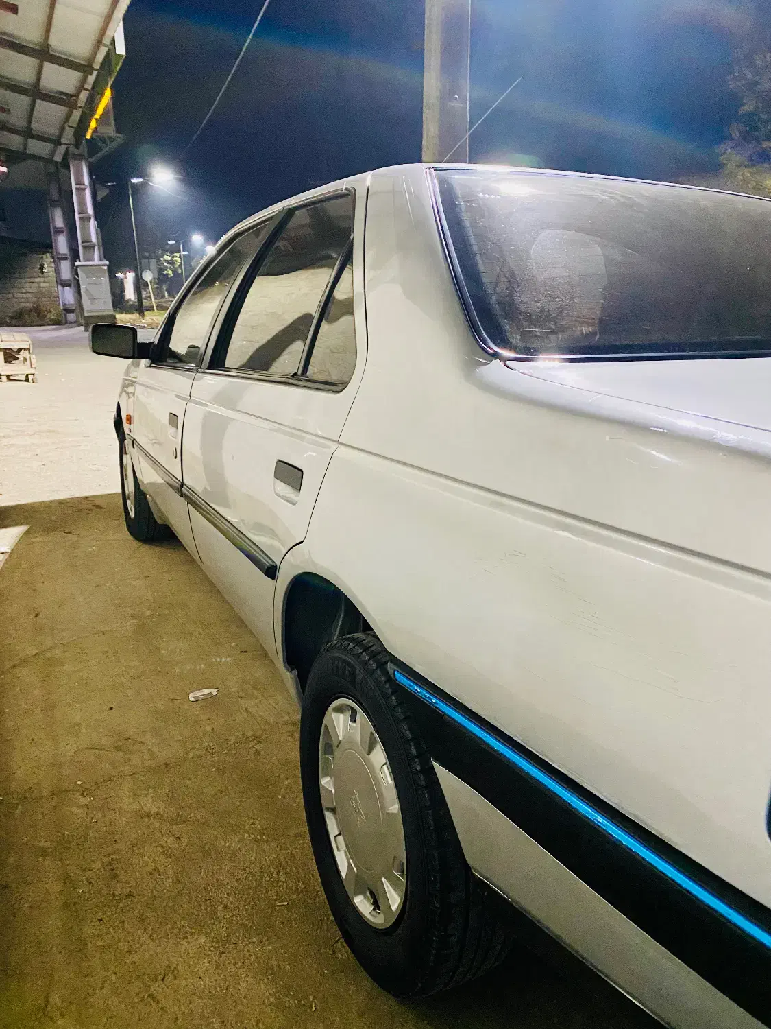 پژو405درحد|خودرو سواری و وانت|کیاشهر, |دیوار