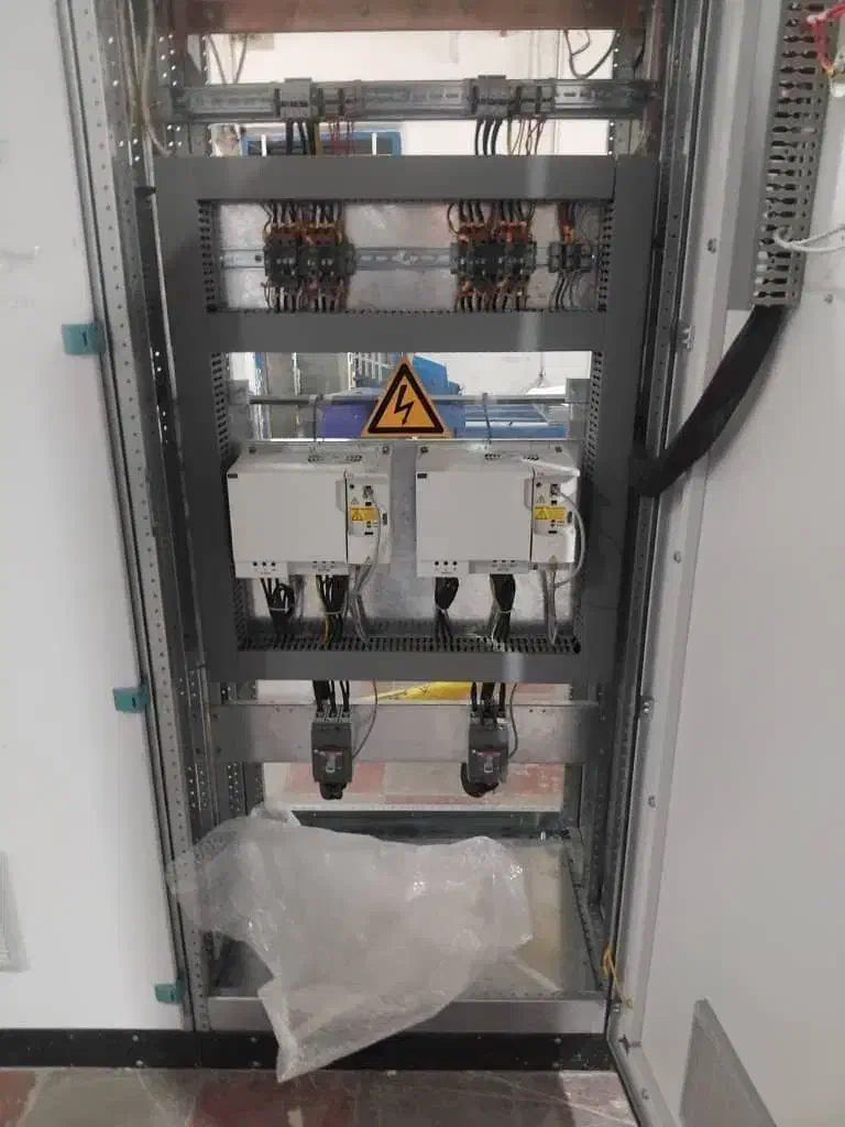 برق صنعتی|استخدام صنعتی، فنی، مهندسی|کرمان, |دیوار