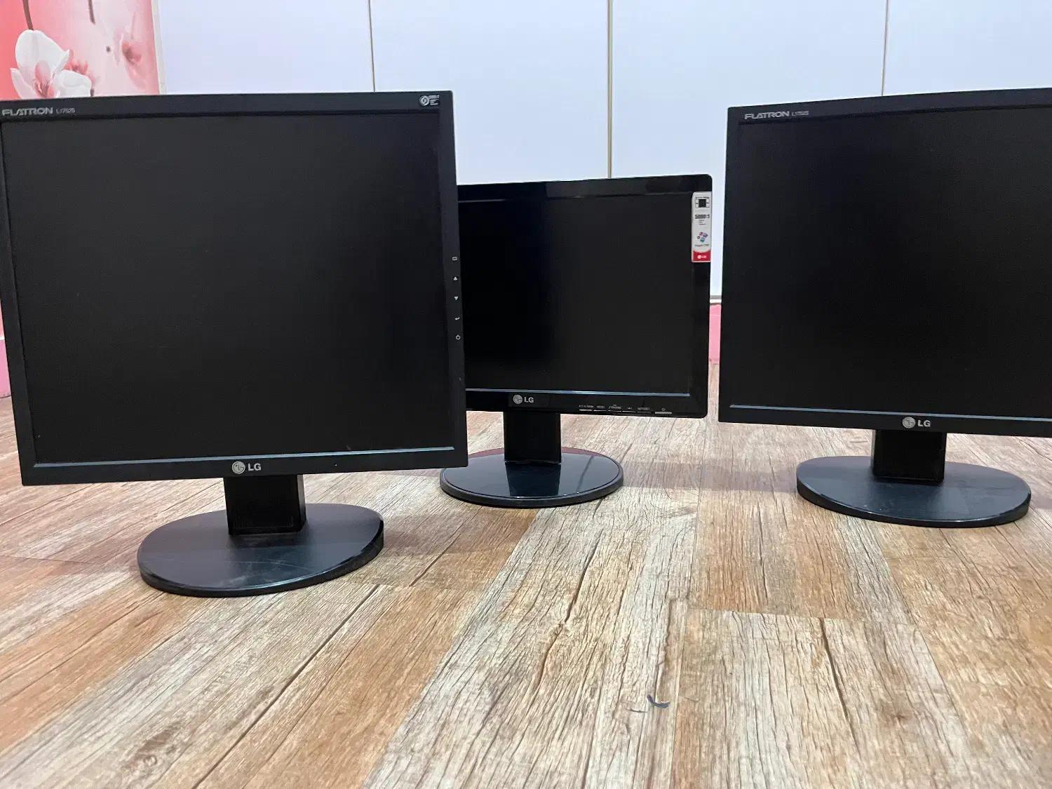 مانیتور LG درحد|قطعات و لوازم جانبی رایانه|اهواز, شهرک دانشگاه|دیوار