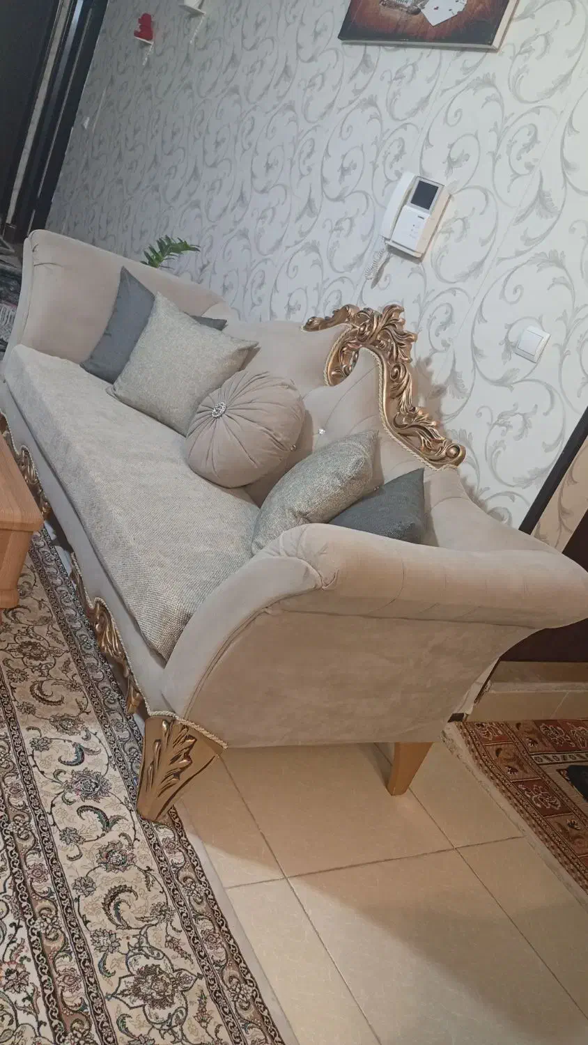 مبل ۷نفره|مبلمان خانگی و میز عسلی|هشتگرد, فاز ۱ مهستان|دیوار