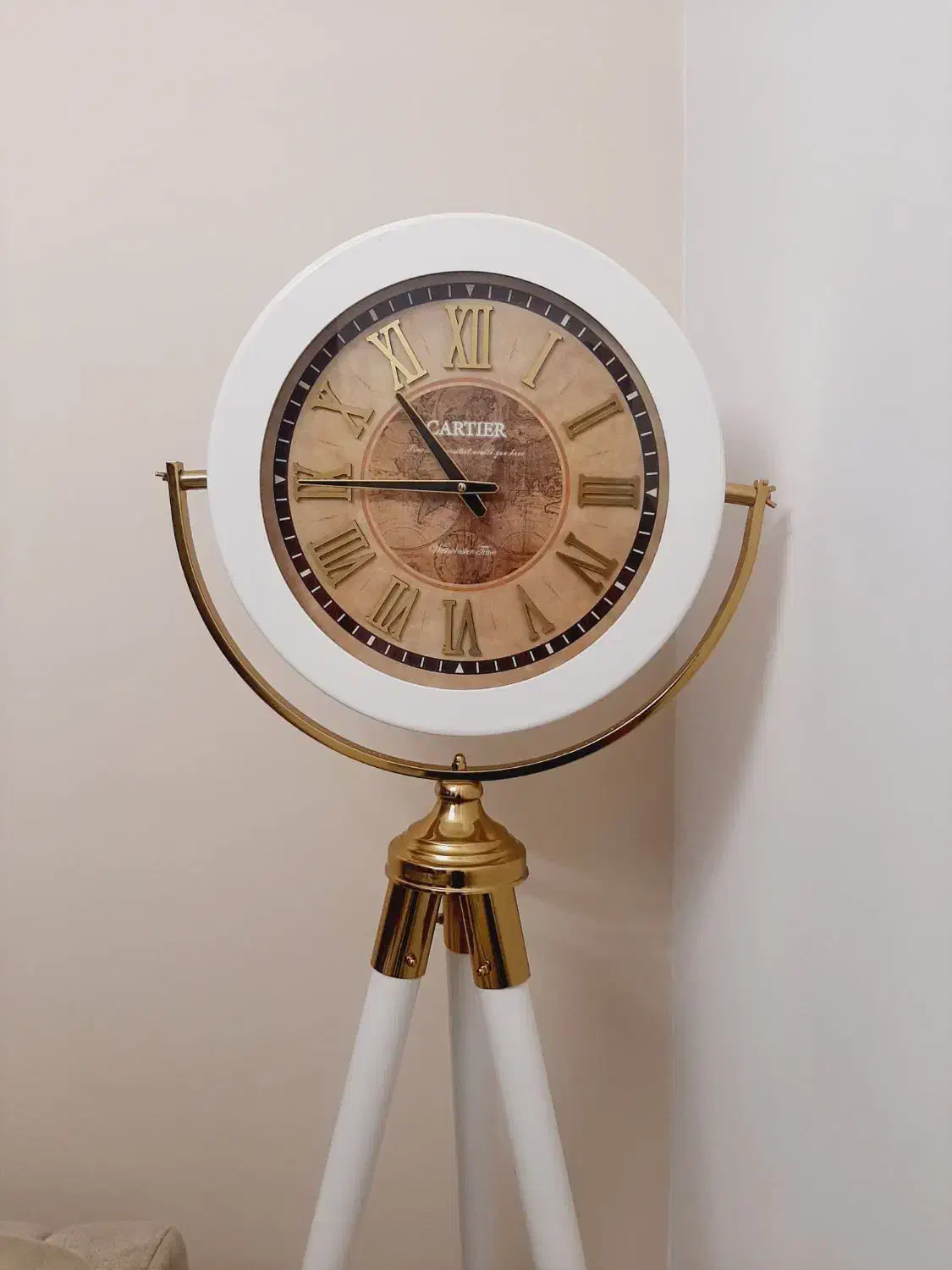 ساعت|ساعت دیواری و تزئینی|رشت, خرسندی|دیوار