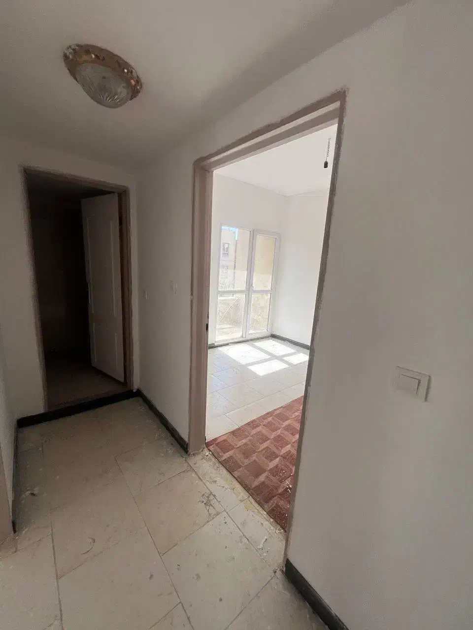 ۸۰ متر روبروی مترو شهرجدید هشتگرد|فروش آپارتمان|هشتگرد, شهرک ریحانه|دیوار