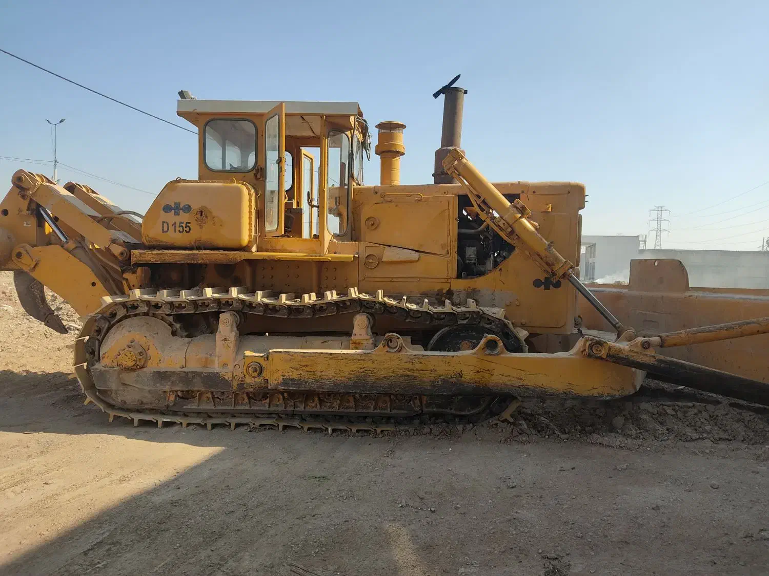 اجاره بلدوزر ۱۵۵|خودرو سنگین|اهواز, ۳۰ متری|دیوار