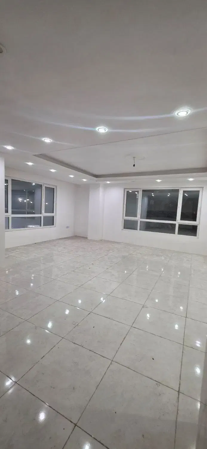 تک واحدی ۱۲۲ متری نوساز بر اصلی بلوار شورا|فروش آپارتمان|رودسر, |دیوار