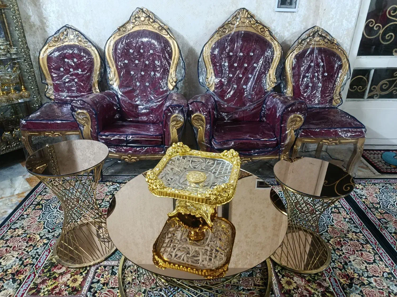 مبلمان و غذاخوری سلطنتی|مبلمان خانگی و میز عسلی|نیشابور, امام|دیوار