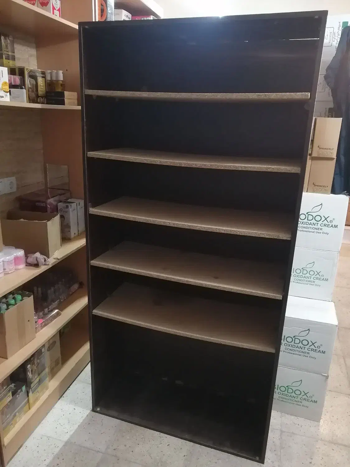 قفسه، استند چوبی|فروشگاه و مغازه|مرودشت, ابوذر شمالی|دیوار