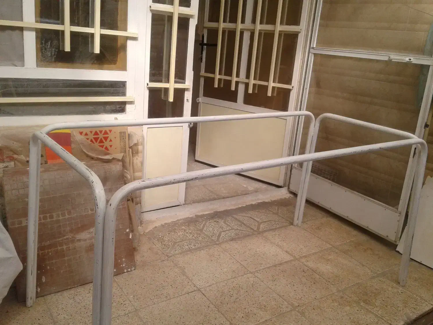 میز|میز و صندلی غذاخوری|نیشابور, ناسیونال|دیوار