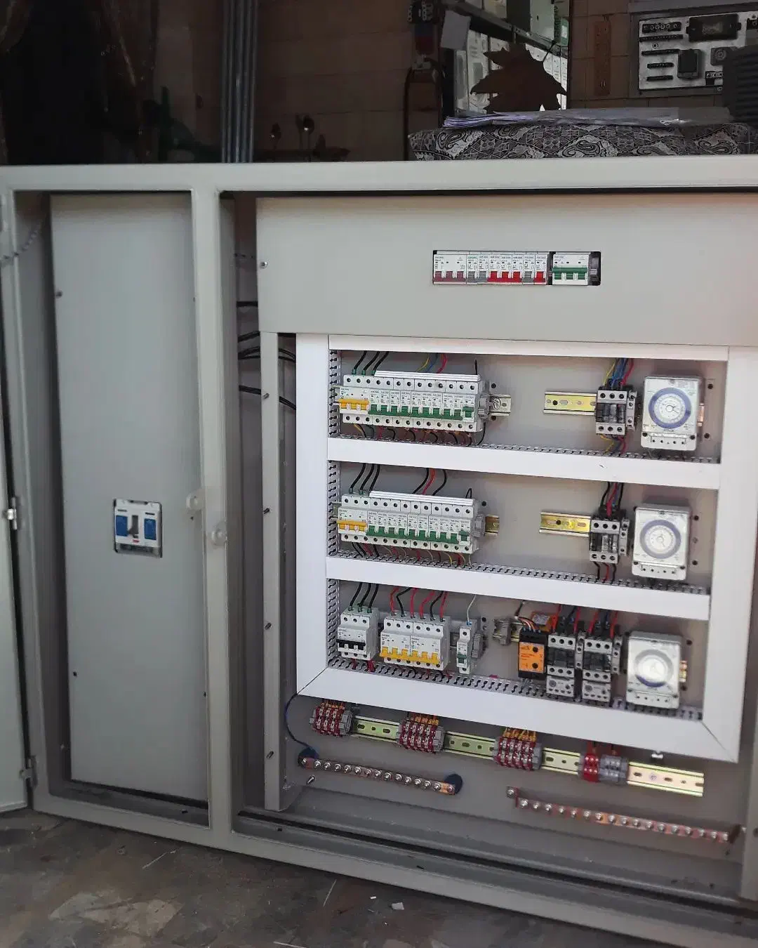 برقکارساختمان برقکاری ساختمان اتصالی دوربین دزدگیر|خدمات پیشه و مهارت|آبسرد, |دیوار