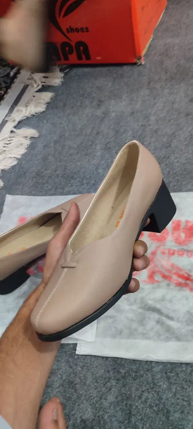 کفش اپا رنگ کرم از سایز 37 تا 40|کیف، کفش، کمربند|مشهد, کارمندان دوم|دیوار