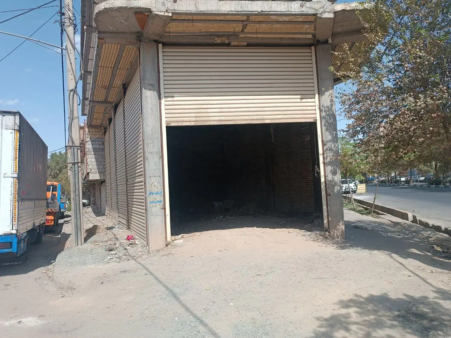 یک باب مغازه اجاره|اجارهٔ مغازه و غرفه|قم, علی آباد|دیوار