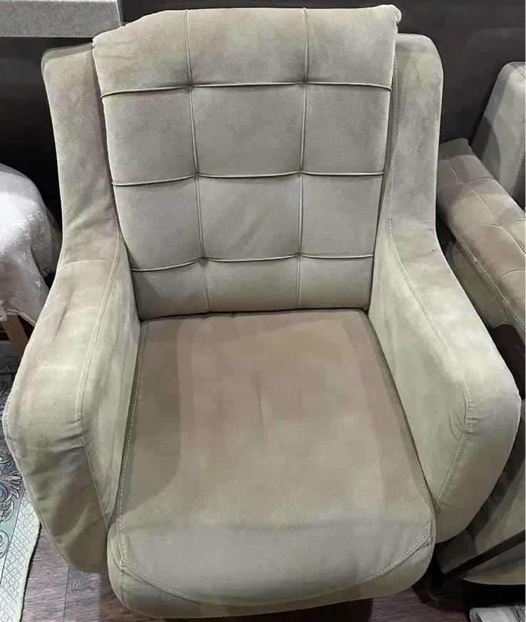 راحتی ۷ نفره|مبلمان خانگی و میز عسلی|تهران, صادقیه|دیوار