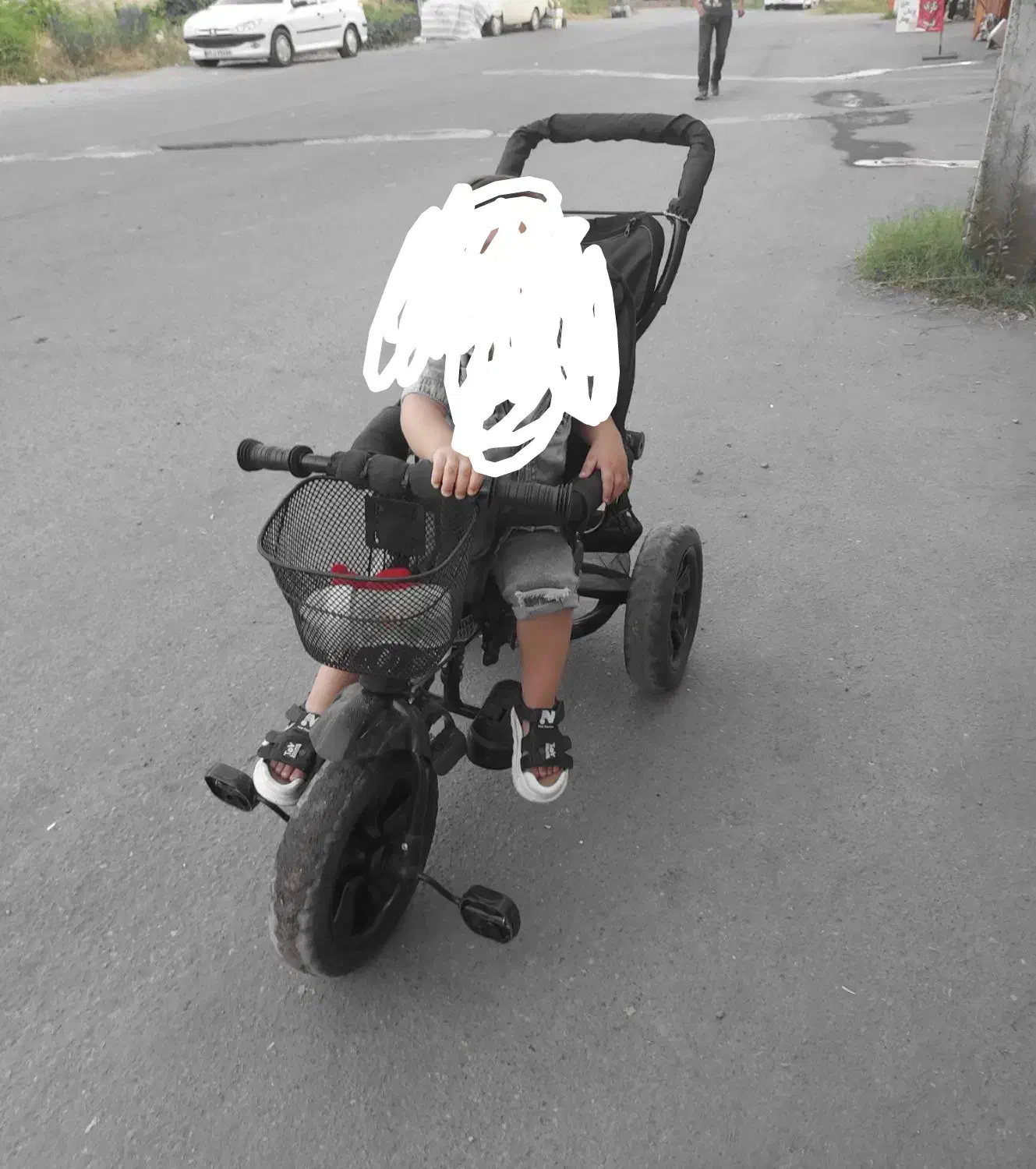 سه چرخه رنگ سرمه ای 2/500|کالسکه و لوازم جانبی|رشت, گلزاران|دیوار