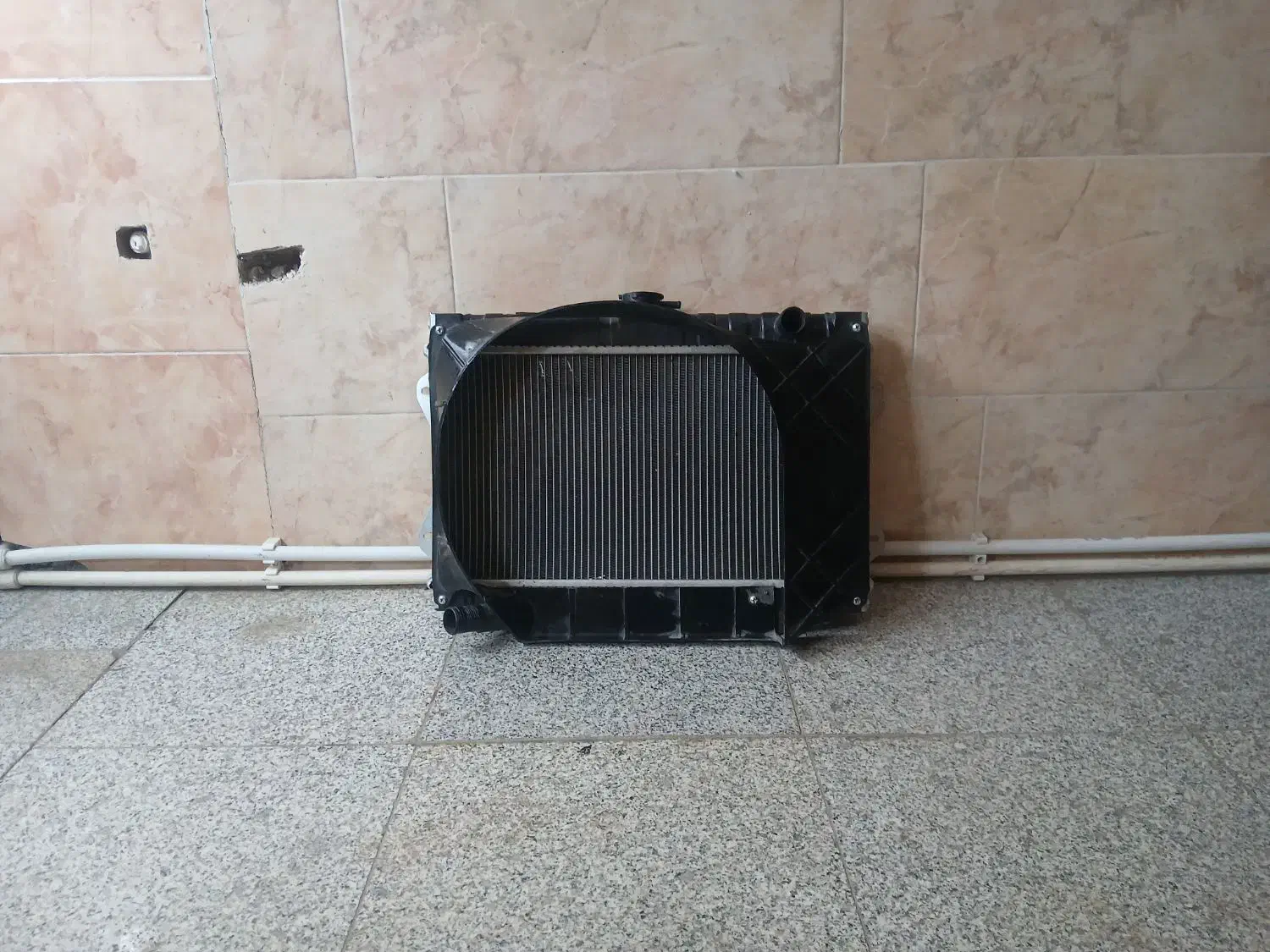 رادیات پیکان آلمنیومی نو|قطعات یدکی و لوازم جانبی|قروه, |دیوار