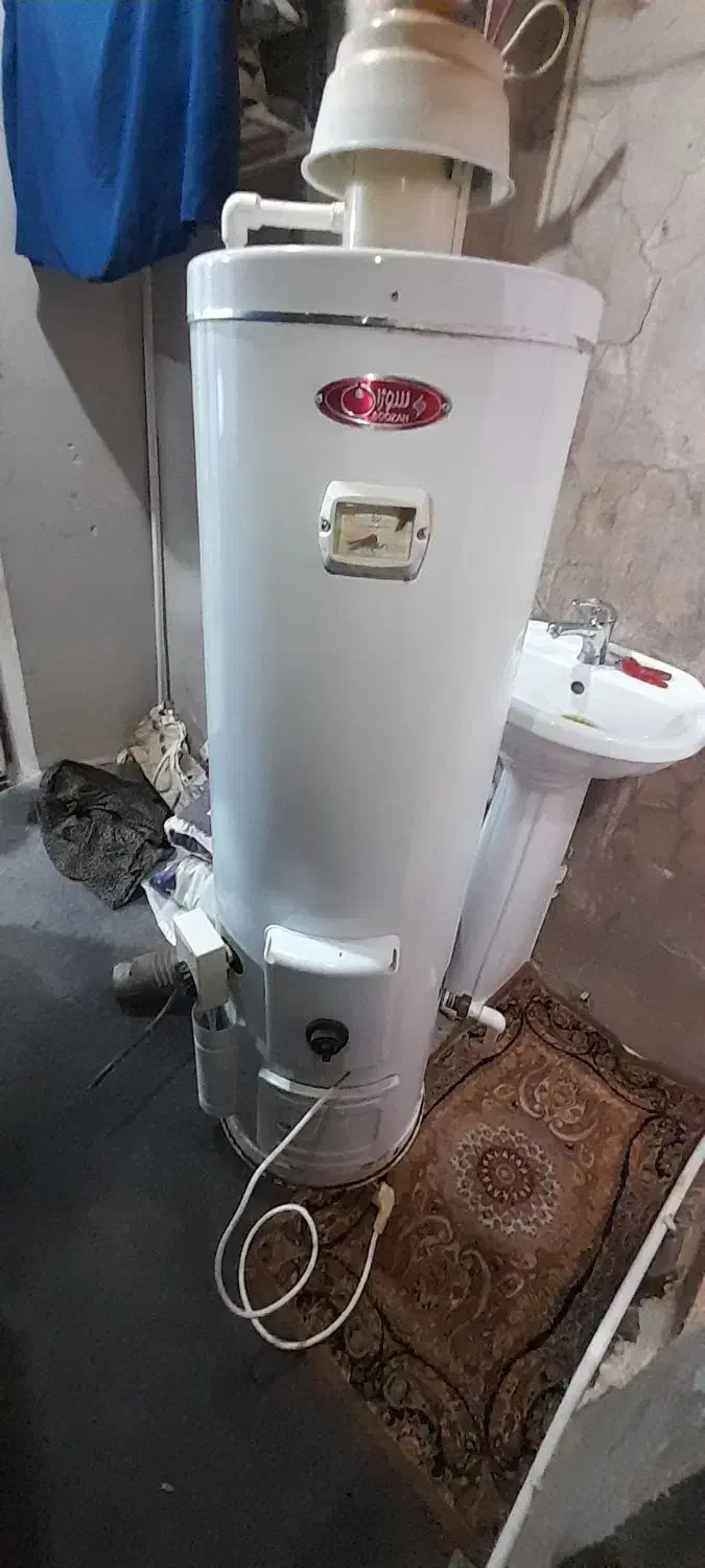 آبگرم کن ایستاده|آبگرمکن، پکیج، شوفاژ|سنندج, |دیوار