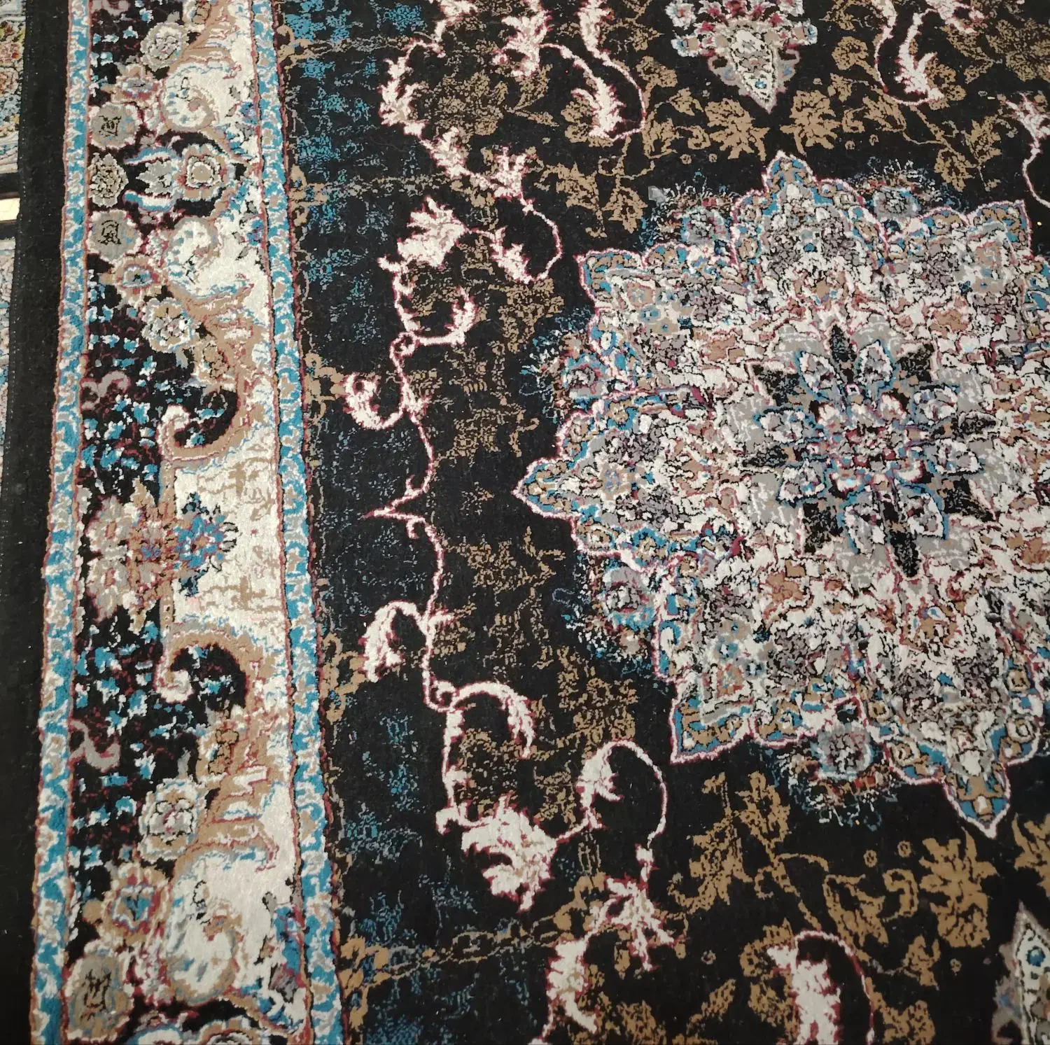 ۳ عدد فرش دست دوم|فرش|تهران, نازی‌آباد|دیوار