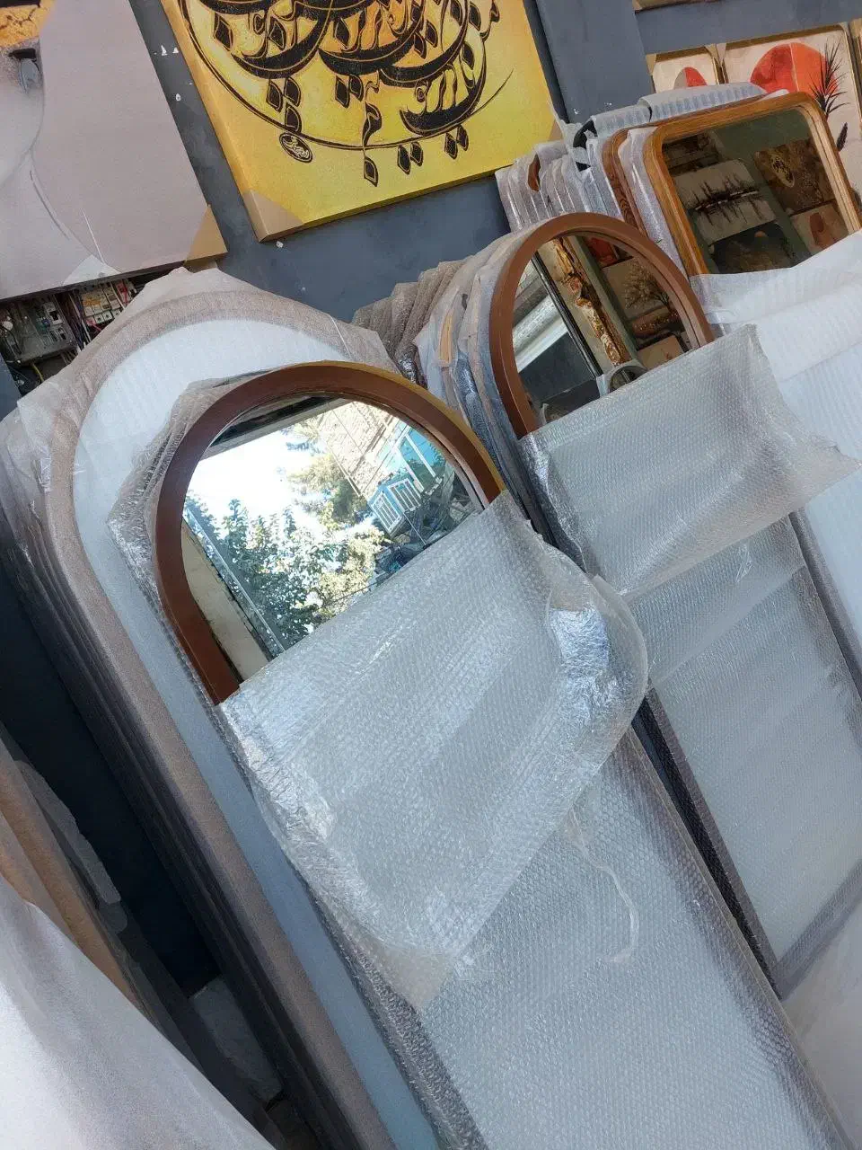 فروشگاه چوبک ، آینه قدی ساده ، گنبدی ، دفورمه|آینه|مشهد, فرهنگ|دیوار