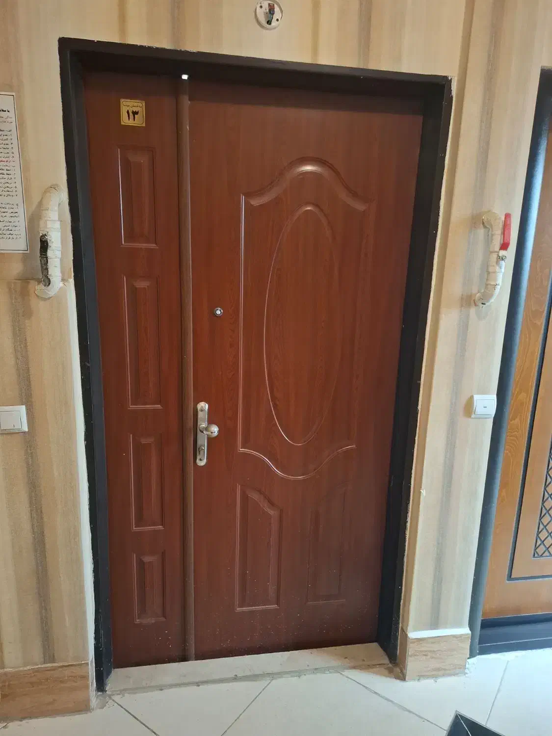 فروش درب چوبی ۲لت نو|مصالح و تجهیزات ساختمان|مشهد, جاهد شهر|دیوار