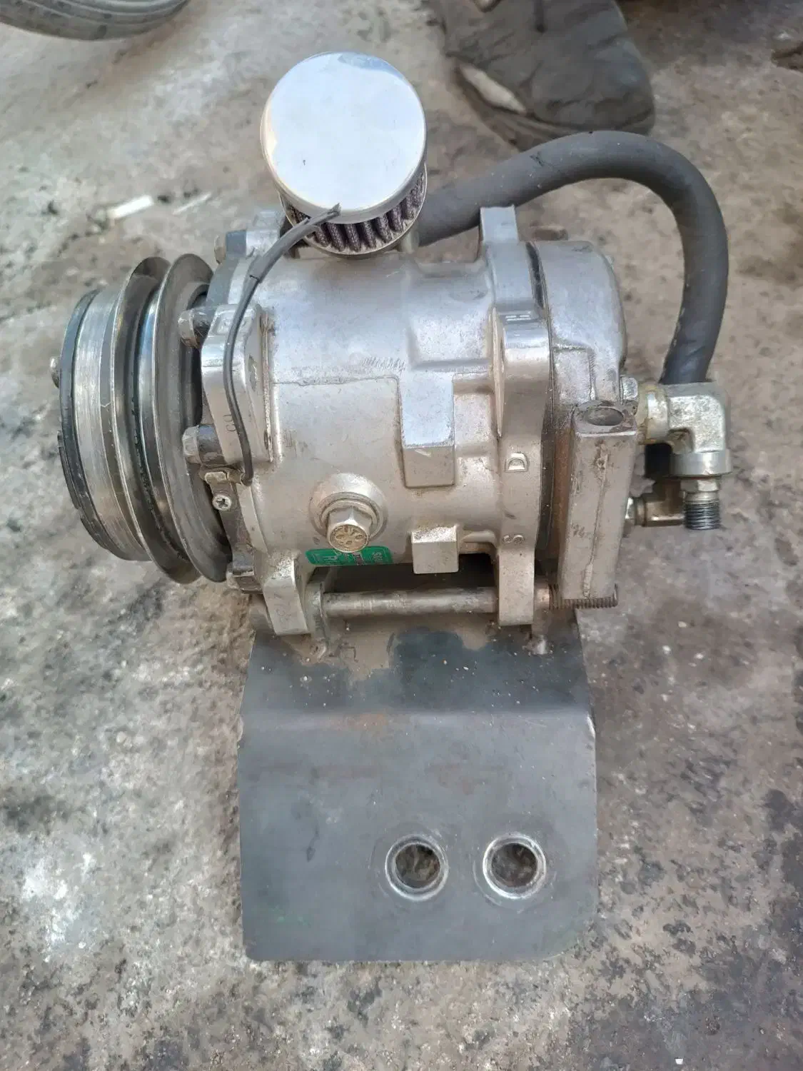 موتورساندن|قطعات یدکی و لوازم جانبی|شیروان (خراسان), |دیوار