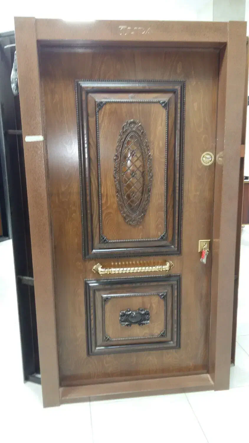 نصاب نصب ورگلاژ دربهای ضدسرقت|خدمات پیشه و مهارت|سنندج, |دیوار