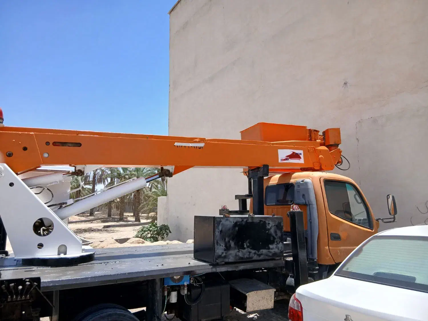 کامیون بالابر آیچی ژاپن|خودرو سنگین|عسلویه, |دیوار