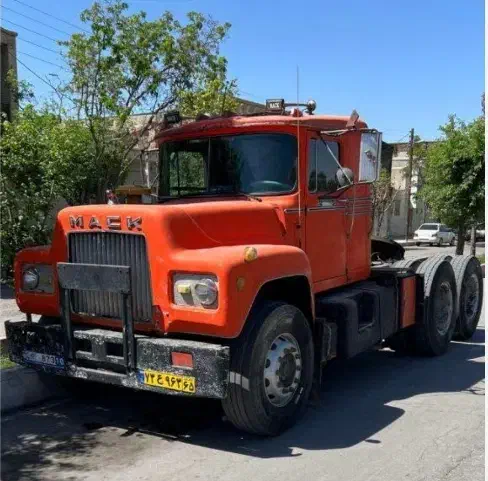 راننده ماک ۲۰ دنده|استخدام حمل و نقل|چهارباغ, |دیوار