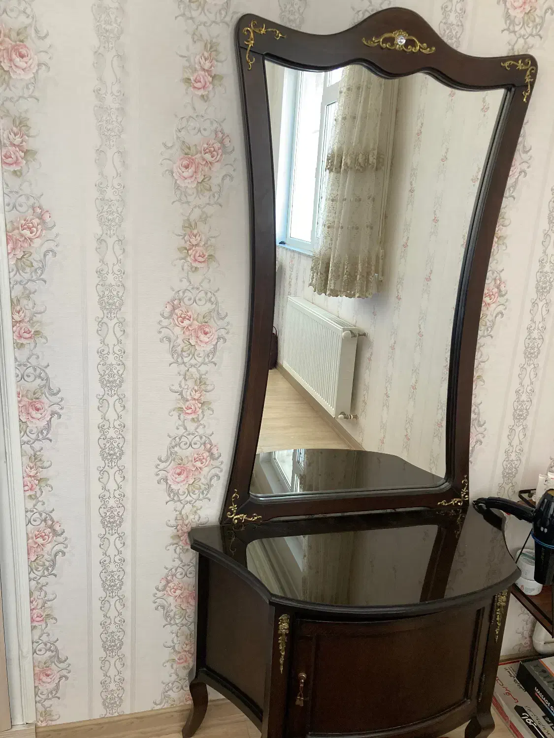 آینه کنسول|بوفه، ویترین، کنسول|اردبیل, |دیوار