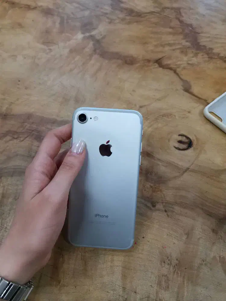 آیفون ۷|موبایل|دزفول, |دیوار