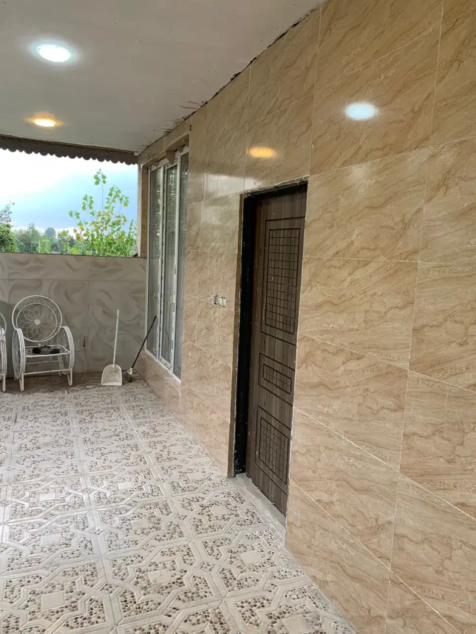 کاشی کاری و تخریب|خدمات پیشه و مهارت|رشت, احمد گوراب|دیوار