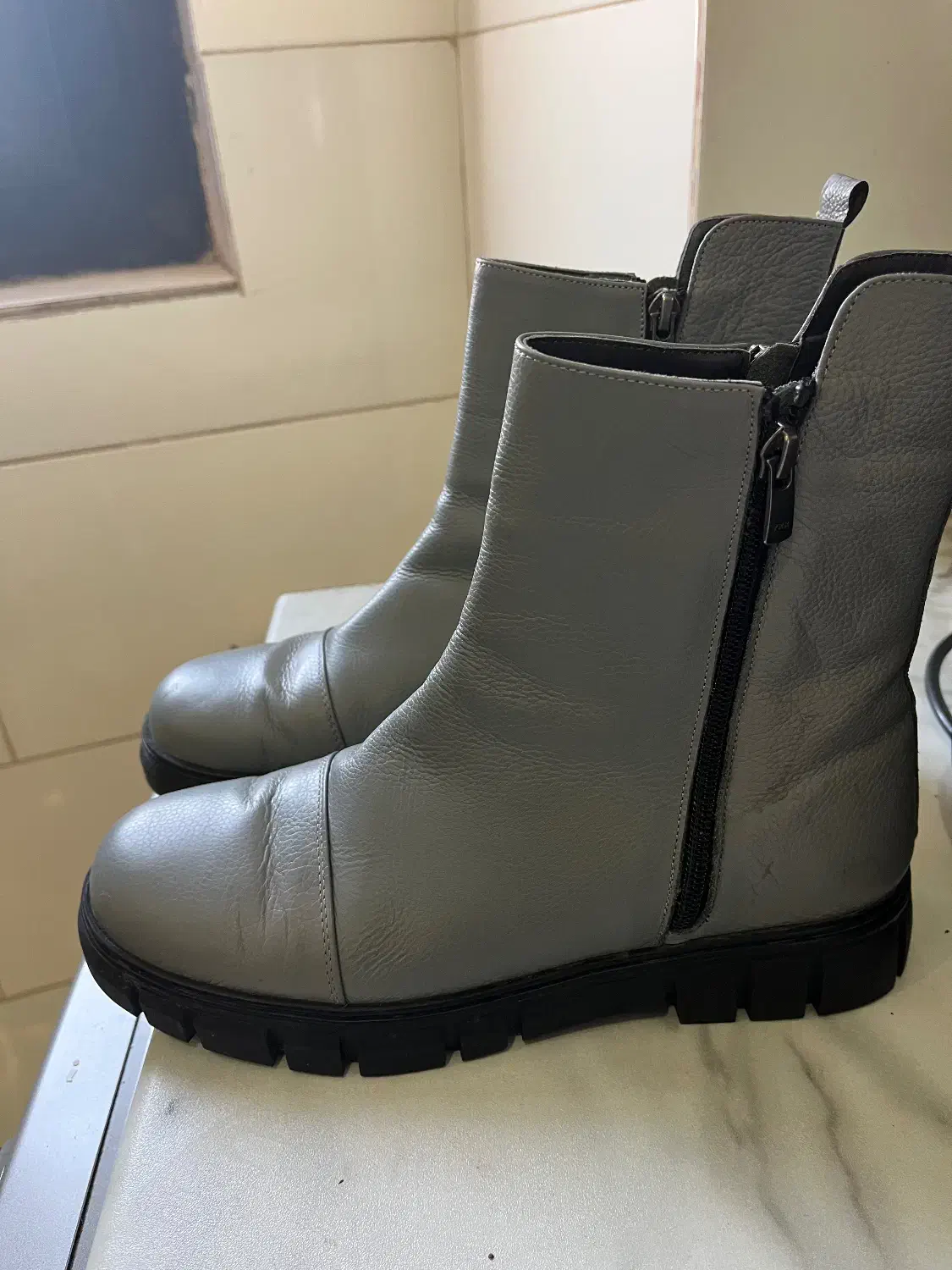 نیم بوت چرم زنانه OREZ اصل|کیف، کفش، کمربند|چهاردانگه (تهران), |دیوار