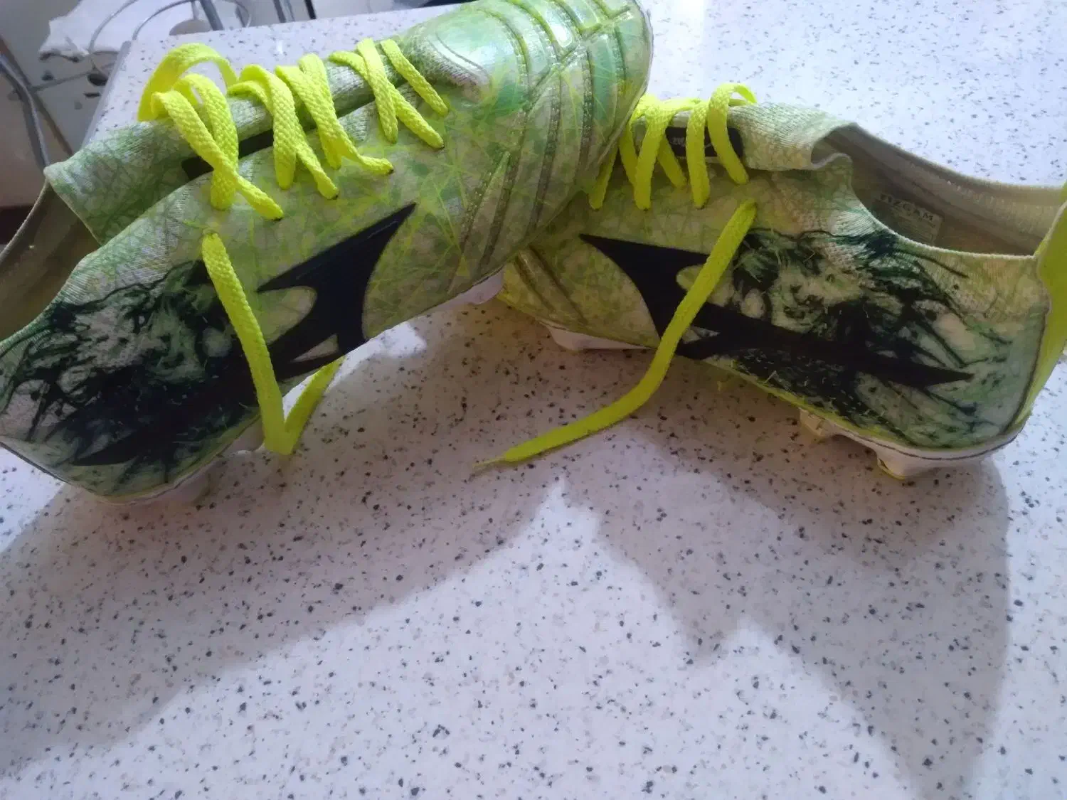 استوک نونونو|کیف، کفش، کمربند|فردیس, ثابتی|دیوار