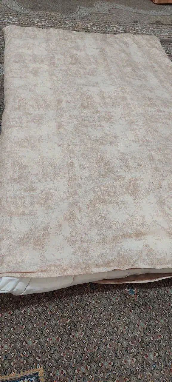 تشت دست دوز هم مناسب تخت هم روی زمین|رختخواب، بالش، پتو|قهدریجان, |دیوار