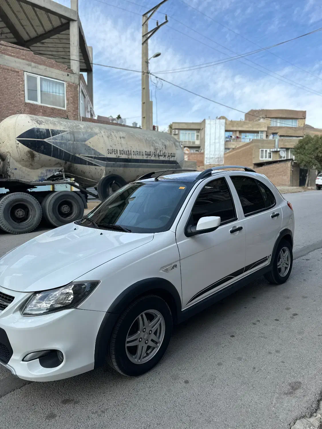 کوئیک آر‌ ۱۴۰۱|خودرو سواری و وانت|مهاباد (آذربایجان غربی), |دیوار