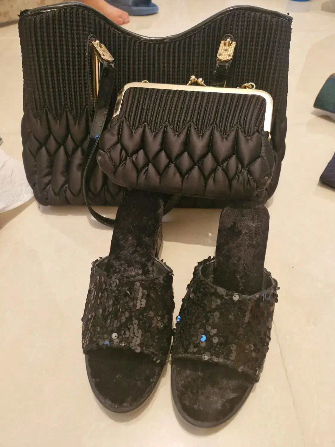 صندل وکیف درحدنو|کیف، کفش، کمربند|اصفهان, دستگرده|دیوار