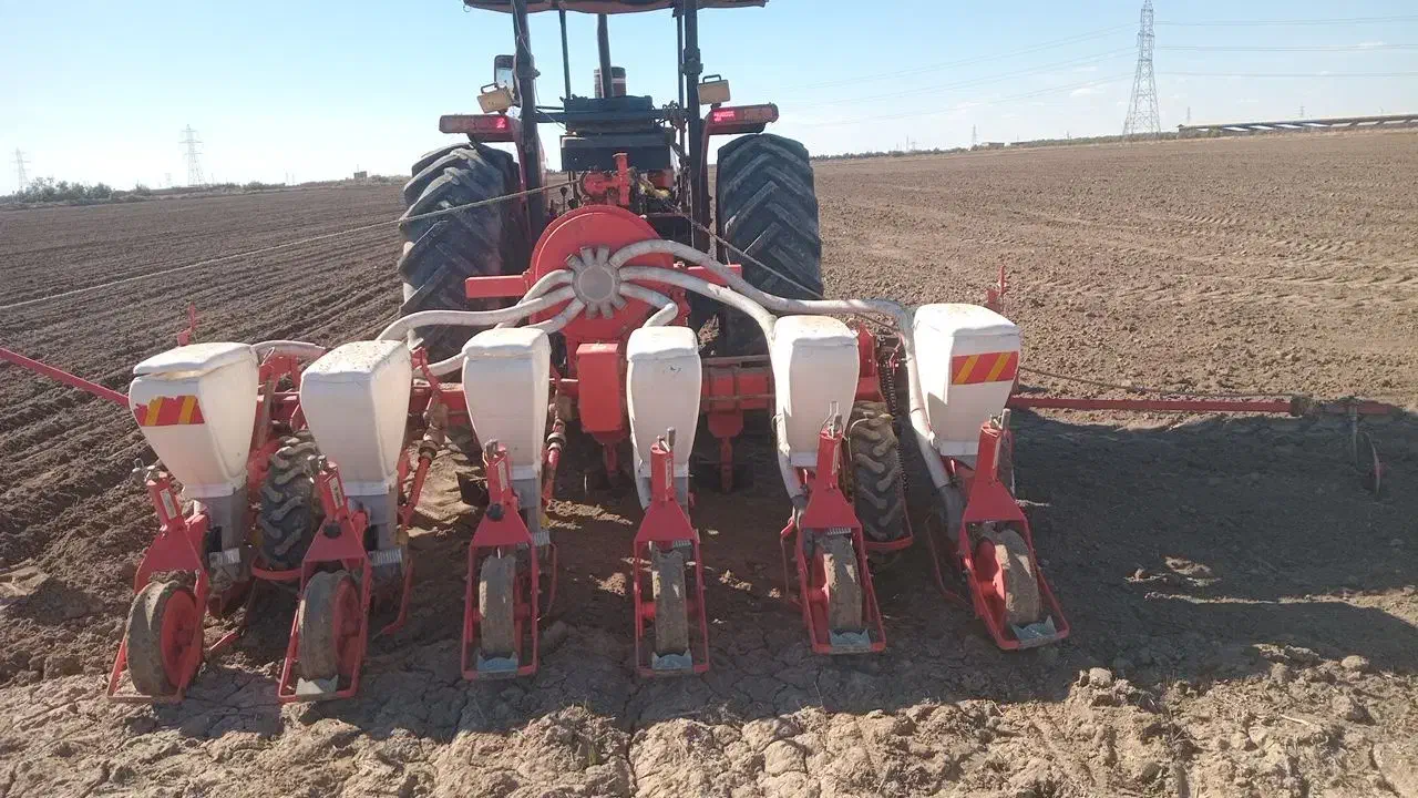 دستگاه کشت چغندر قند|ماشینآلات صنعتی|هلالی, |دیوار