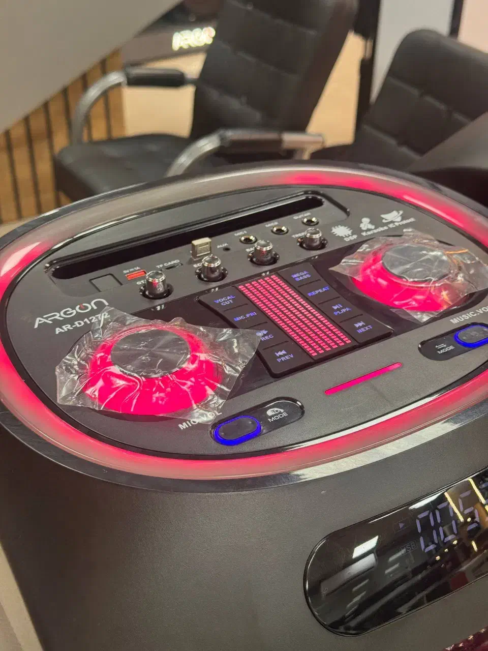 اسپیکر با شرایط اقساط ۱۸ ماهه بدون پیش پرداخت|سیستم صوتی خانگی|کاشان, باهنر|دیوار