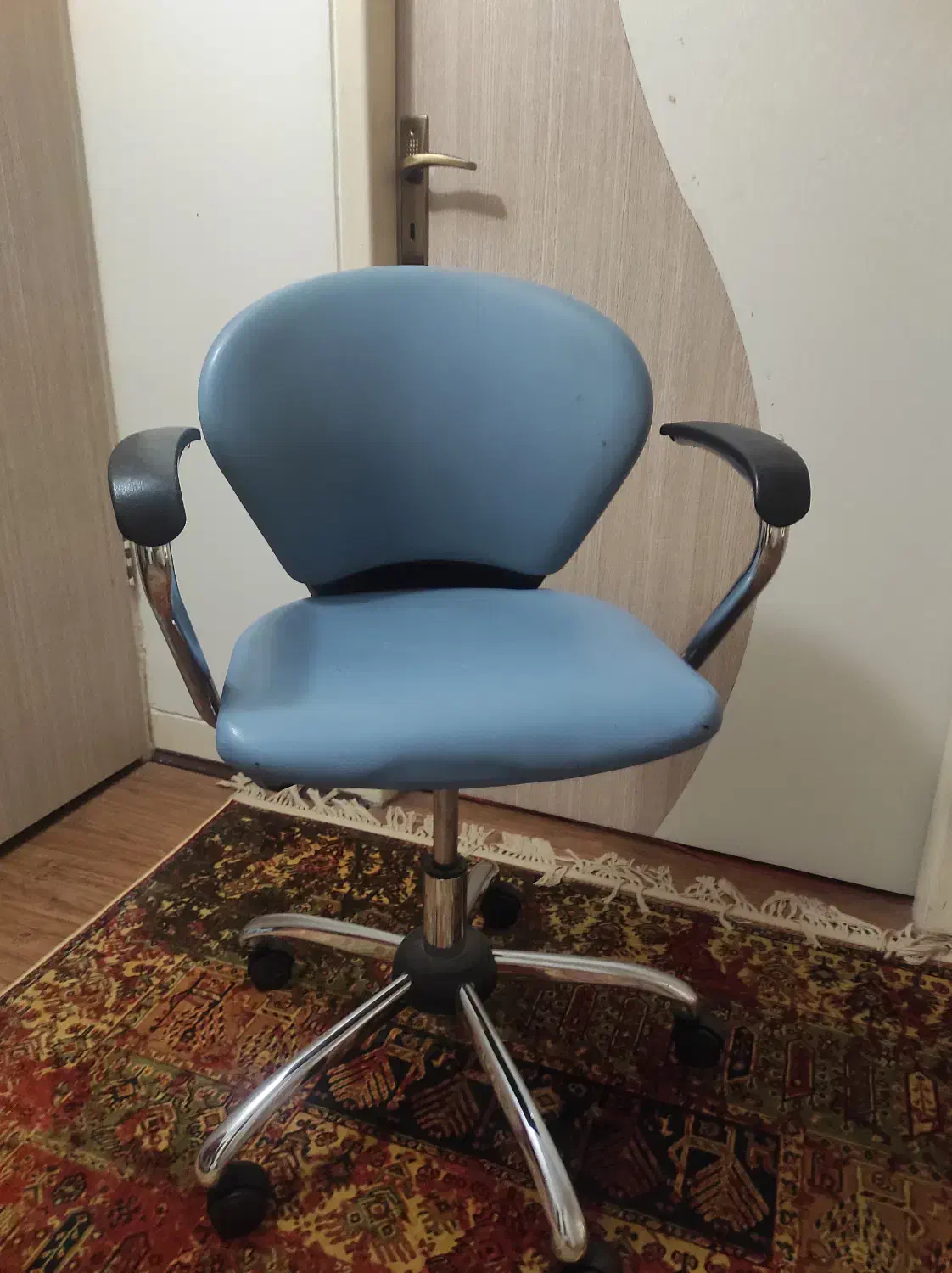 صندلی چرخدار|صندلی و نیمکت|اهواز, شهرک نفت|دیوار