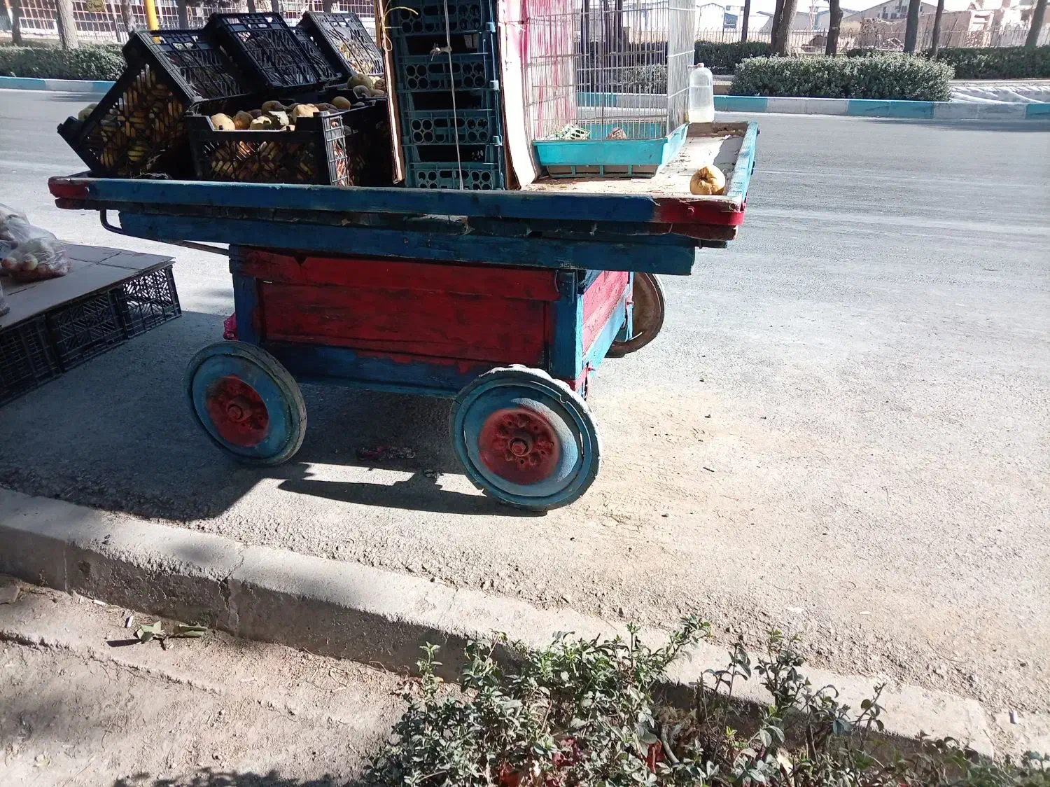 گاری تاریخی|کلکسیون اشیاء عتیقه|برخوار, |دیوار