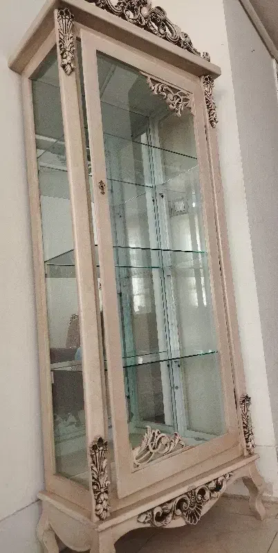 گنجه تمیز|بوفه، ویترین، کنسول|قائن, |دیوار