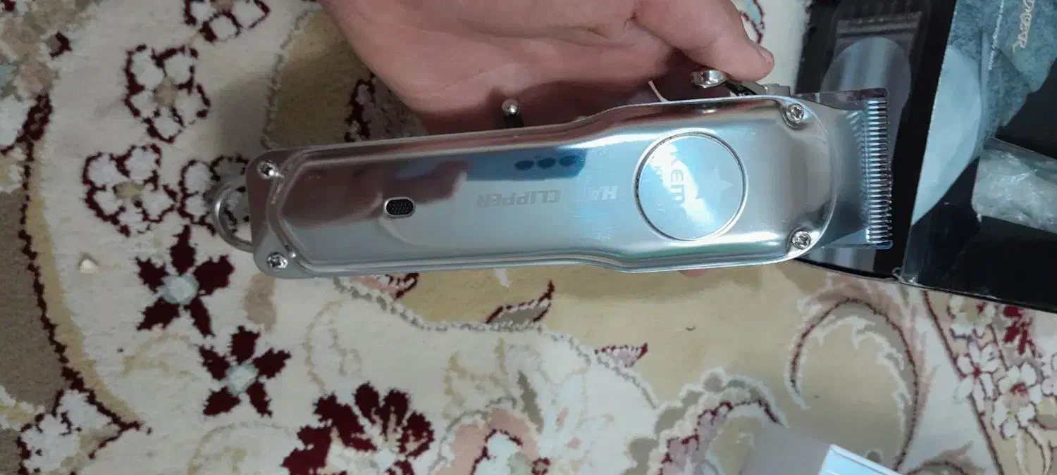 دوتا ماشین شارژی وی ایرپاد|آرایشی، بهداشتی، درمانی|دلیجان, |دیوار