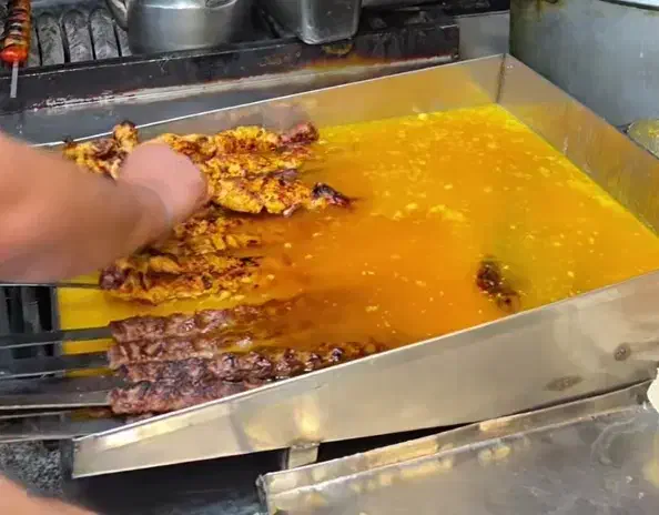 استخدام آشپز حرفه ای|استخدام خدمات فروشگاه و رستوران|قم, باجک دو|دیوار